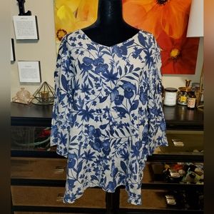 NWT Flax Blue Floral Dreamy Top Size Large